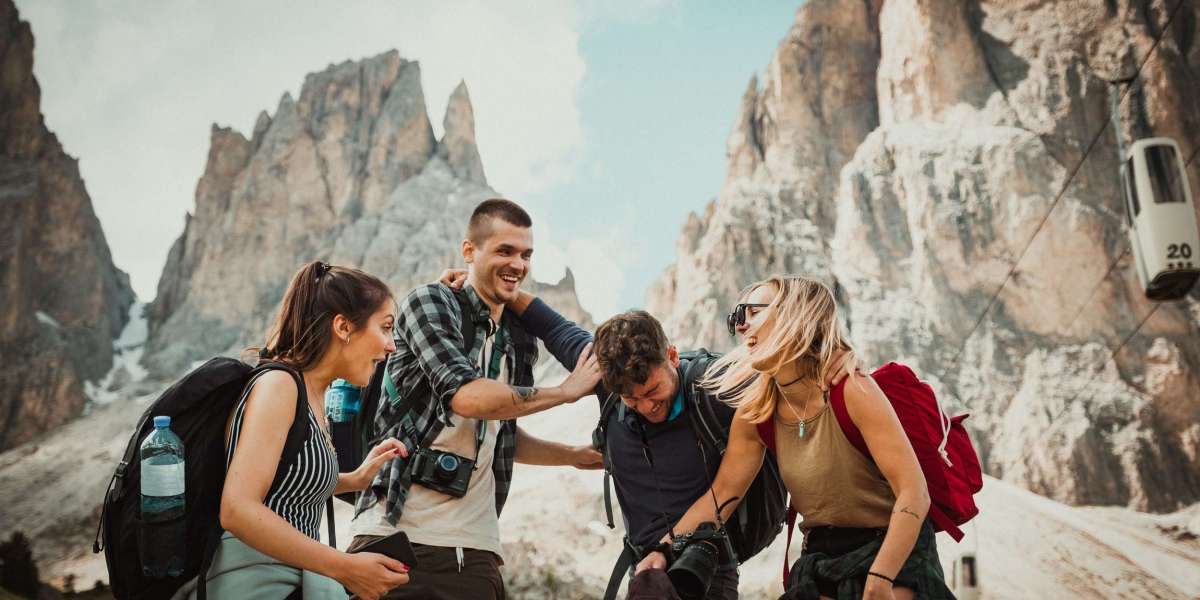 Conectar con Otros Amantes de la Naturaleza: Cómo Hacer Amigos que Compartan tu Pasión por el Aire Libre en 2025